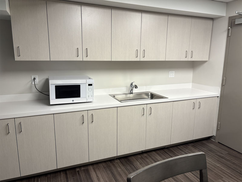 RoofAbove-Lamar-Kitchen-After